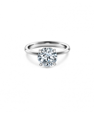 Помолвочное кольцо Tiffany...
